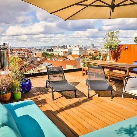 Fantastic House & Gardens -360° View Over Paris Villa